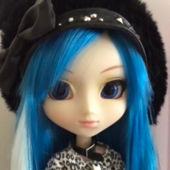 Pullip Groove Hellcatpunks Chelsea Doll - Picture 2 of 3